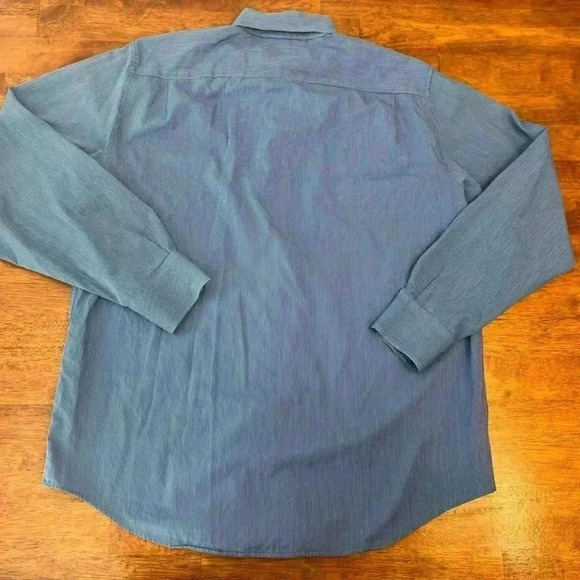 Men’s Michael by Michael Kors button down size medium - Picture 10 of 11